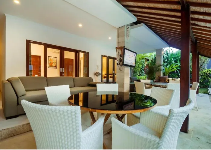 7 Bedroom Private Pool *