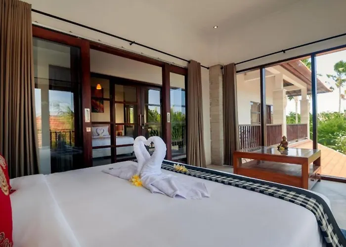 7 Bedroom Private Pool