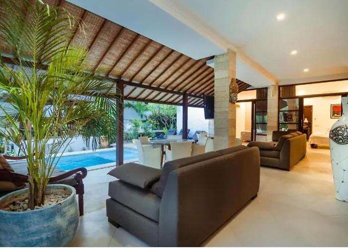 7 Bedroom Private Pool