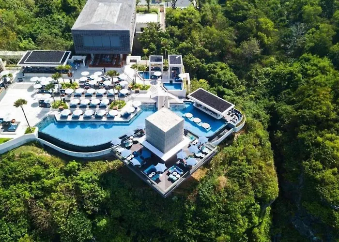 7 Bedroom Private Pool ヴィラ スミニャック